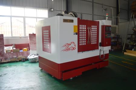 依速力刀庫加工中心 依速力刀庫加工中心