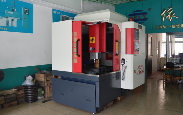 數(shù)控雕銑機(jī) 數(shù)控雕銑機(jī)