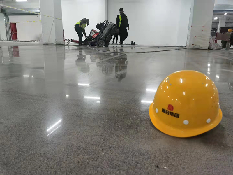 固化劑地坪.jpg
