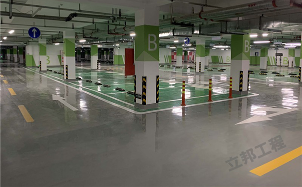 環(huán)氧地坪施工隊聯(lián)系電話是多少?